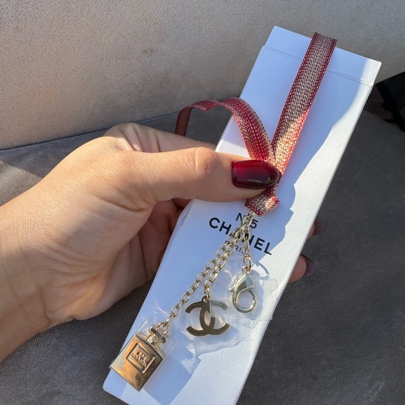 Chanel Gold Charm Keychain - Picture 1 of 7
